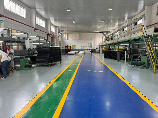 adhesive-line2